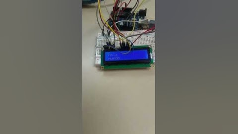 63 Aplicación en  C# WinForms para enviar texto a un display LCD con Arduino.