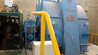 1250 Kw electric motor driving a 12000kg wood chipper disc Starting up