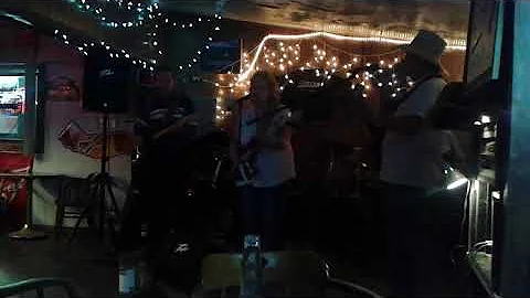 Vicki Lea - Something Fishy's Going On