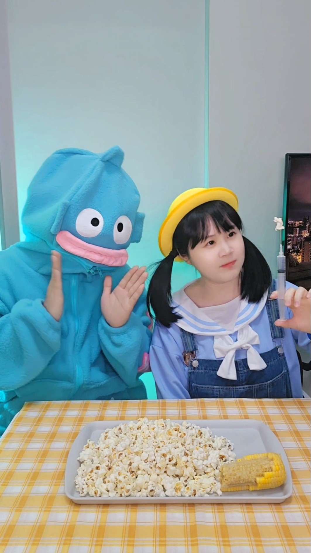 사이좋게 나눠먹자??Let's eat together#funny #shorts