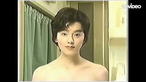 Face Morphing With Big Slow Motion