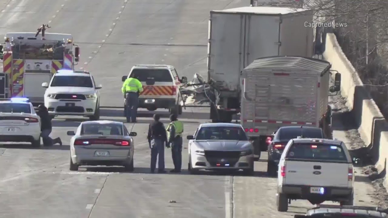 Police: Infant, woman dead in expressway crash after suspect flees officers in Gary