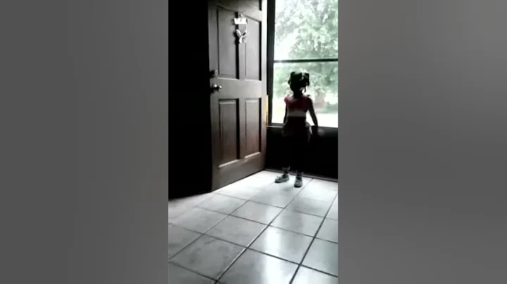 3 year old can fly