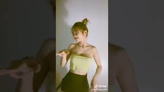 Gái Xinh Tik Tok Lắc Mông P2