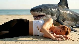 Drifting Alone on a Deserted Island | The Girl Survives Thanks to a Rare Fish Species
