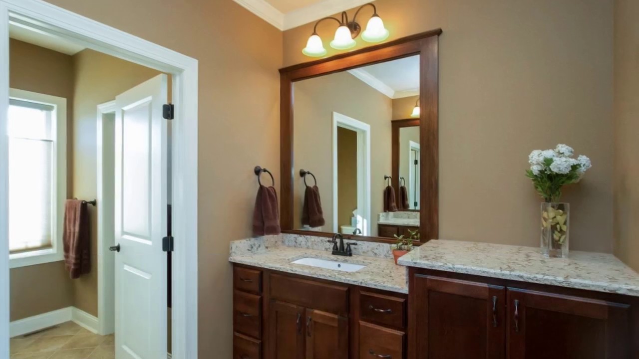 3401 Red Fox Rd Ames, IA 50014