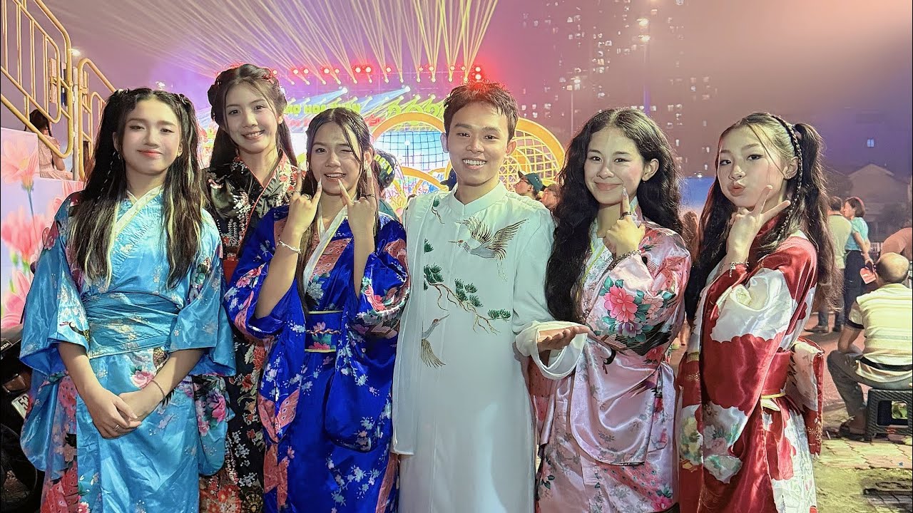 VSTAR | Xuất hiện tại công viên Phan Đình Phùng ngày mùng 3 Tết cực cháy và náo nhiệt