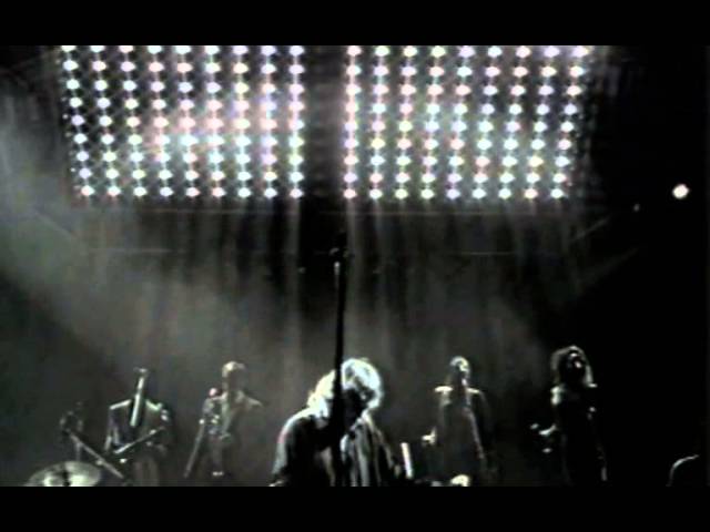 Watch Zucchero - Il mare impetuoso al tramonto salì sulla luna e dietro una tendina di stelle… on YouTube