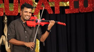 Video-Miniaturansicht von „Violin magic from Balabasker and students for awareness against drugs in Kunnamkulam“