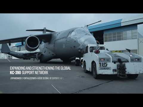 First maintenance of the Hungarian Air Force's KC-390 Millennium by OGMA