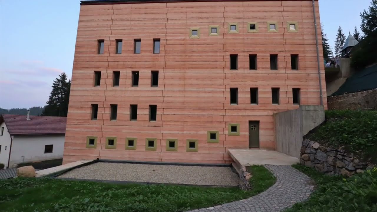 Az új pálos kolostor felszentelése