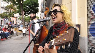 Taiacore: "FourFiveSeconds" - Busking in Madrid