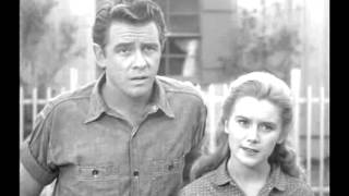 s01e02 You Can't Cheat A Honest Man 477p mpeg4 aac - Real McCoys