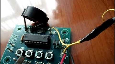 Electronic keyer with PIC controler