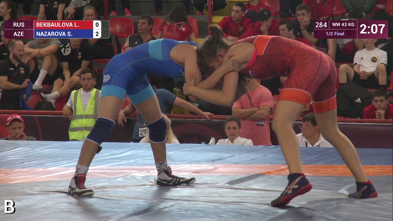 1/2 WW - 43 kg: L. BEKBAULOVA (RUS) v. S. NAZAROVA (AZE)