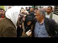 An Iraqi girl, mute, for the first time to speak, see the joy of the people