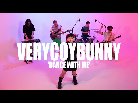 베리코이버니 (verycoybunny) - Dance with me Live Performance