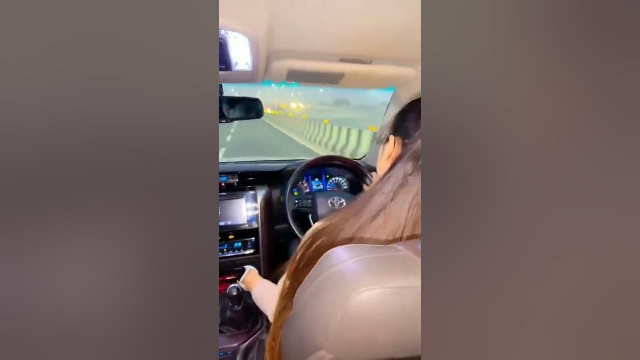 Advantage Of Toyota Fortuner | Girl Car Driving Status 🔥♥️! #fortuner #girlcardriving #shorts