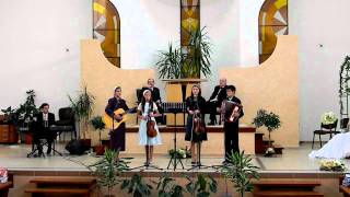 Video voorbeeld van "FAMILIA CHECHEDI - 2011 - LA ALTARUL SFANT"
