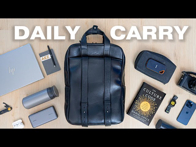 What’s In My Bag – Must Carry Tech u0026 Work Essentials class=
