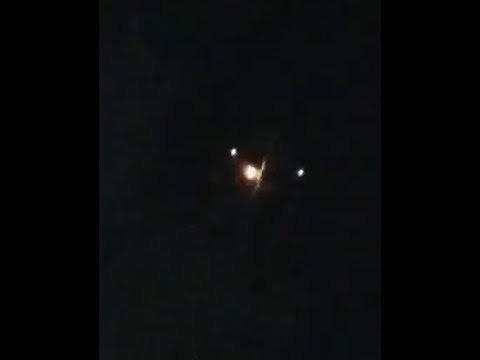 B767-200 tipi uçağın sol motorundan alev çıktı pilot yoluna devam etti 1 Manşet Air Zimbabwe only functional plane suffered a birstrike on takeoff but continued to destination