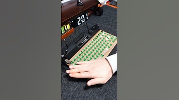 Wireless typewriter keyboard with full-key hot-swappable support #phonekeyboard  #onscreenkeyboard