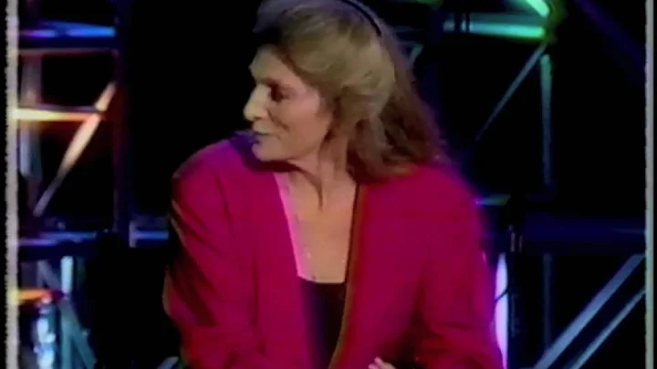 JUDY COLLINS & STEPHEN STILLS - "Someday Soon" wit...