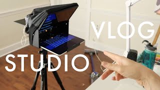 Studio Vlog | New lighting set up, testing a teleprompter for Skillshare, and sorting portfolios