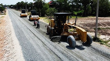 Amazing Motor Grader Spreading Grading Gravel Build Foundation Road