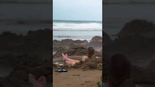 Your Guide To The Hot Water Beach In Coromandel, Nz