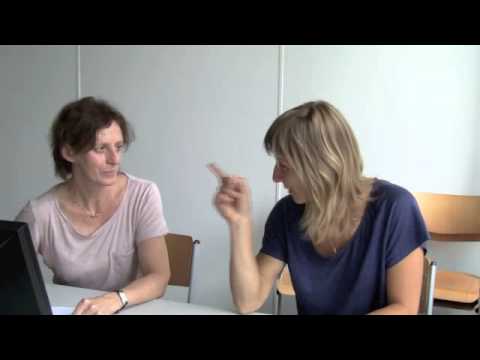Video: Dialoog In De Baarmoeder - Alternatieve Mening
