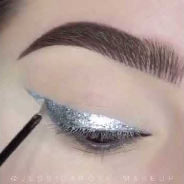 Disco Eyeliner!👁️🤍 | Beauty Basics