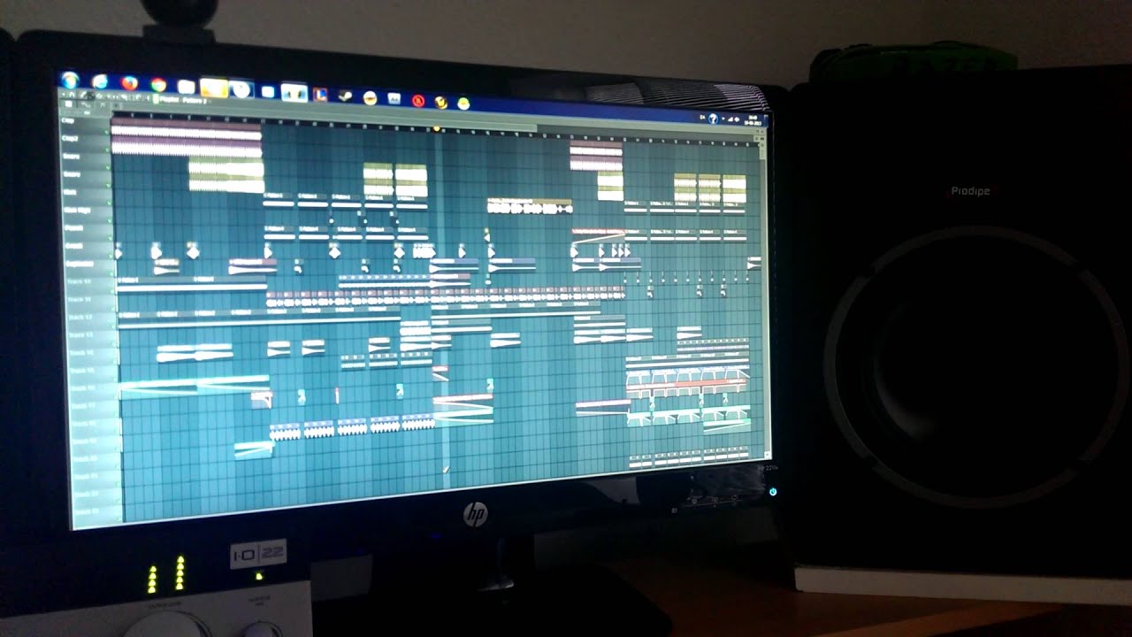 Assista a Roughstylerz - Technology Speaks (Studio Preview) no YouTube Assista a Roughstylerz - Technology Speaks (Studio Preview) no YouTube