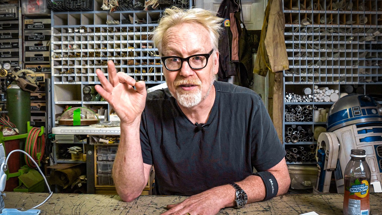 Adam Savage Builds a Homeworld 3 Spaceship!