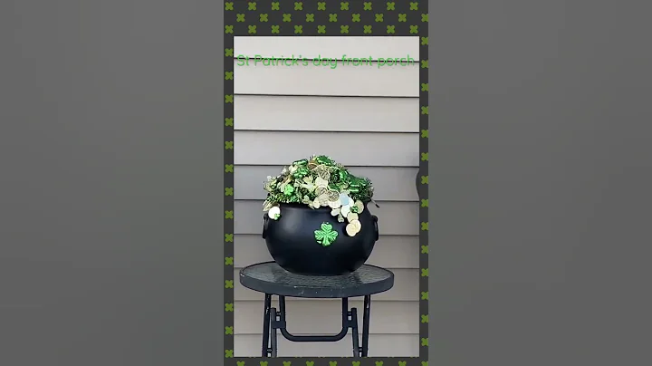 St Patricks day front porch decor