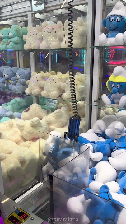 HOW TO GET A DOLL IN A CLAW MACHINE WITH A HIGH GLASS #clawmachine #clawdoll #tipsandtricks #fyp