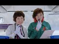 森山良子、清水ミチコが突風にびっくり! バスガイドに扮し女性用ウイッグ「フィーリン」の魅力を伝える レディースアートネイチャー新CM「春のウィッグツアー」篇