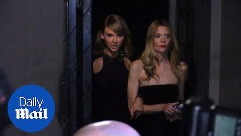 Taylor Swift and Jaime King stun in black on Grammy night - Daily Mail