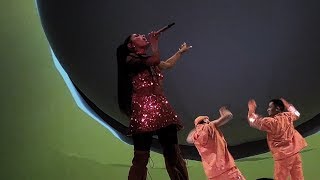 Download Lagu Ariana Grande - Into You (Sweetener World Tour, Vancouver) MP3 Download Lagu Ariana Grande - Into You (Sweetener World Tour, Vancouver) MP3