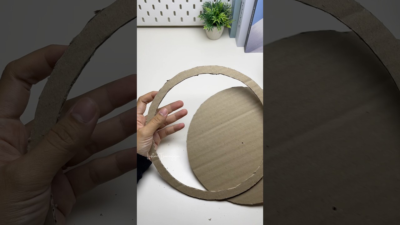 Pakai sisa pita jaman baheula 😁 #diy #craft #tutorial #hiasangantung #cardboardcraft