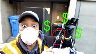 TORY BURCH FLEMING WALLET ON A CHAIN 🖤. 