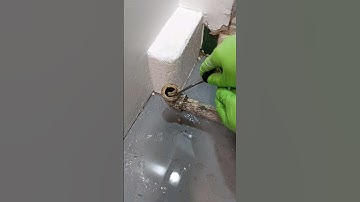 Broken pipe thread, cape it out demonstration instead of replacing the elbow👍subscribe#plumbing #diy