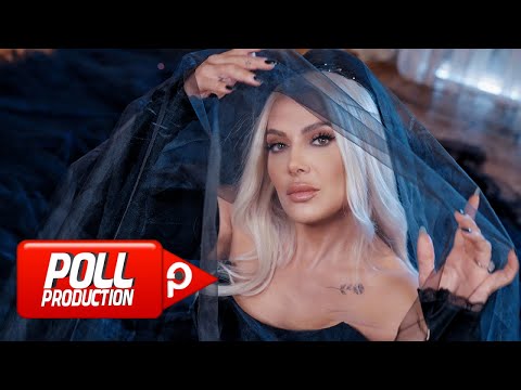 Esra Özmen - Oyuncak Gibi (Official Video)