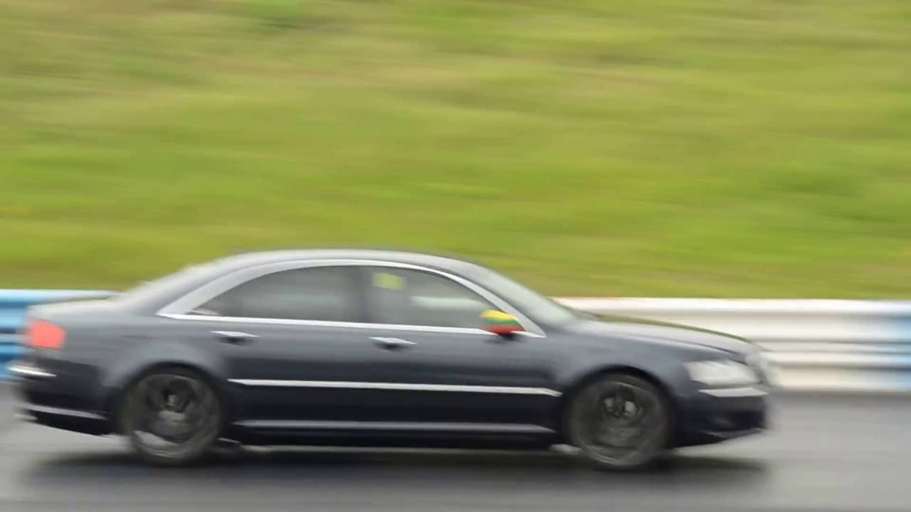 GTI International 2016 Audi A8 3.0TDI Quattro vs. Audi RS5 Drag Race