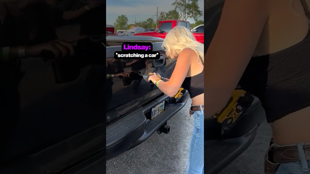 She's signing cars for people 😱