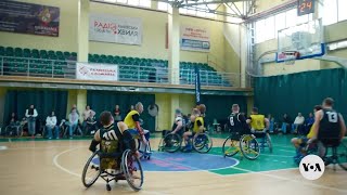Ukrainian wheelchair basketball tournament back from nearly 10-year hiatus | VOA News