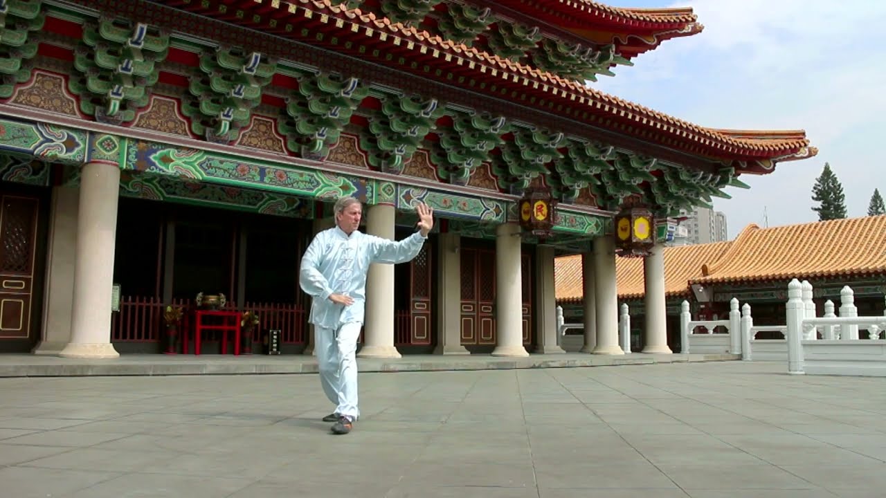 Baguazhang Swimming Body Form - Kent Howard