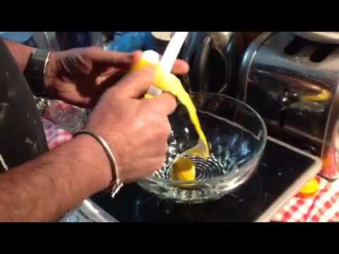 Video: Zitronensalat Mit Gerösteten Kirschtomaten