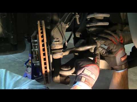 How to Replace Tie Rod Ends on a Nissan Xterra