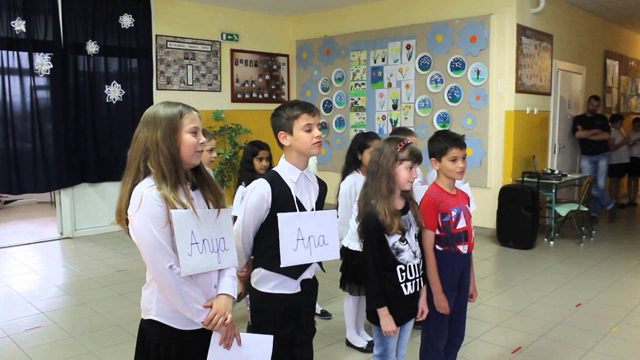 Anyák napi műsor Tófeji iskola 2. osztály előadása 2016.05.02.